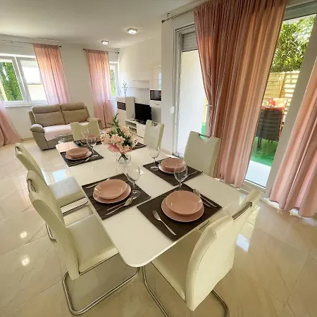 Apartmani Zvijezdana Crikvenica Appartamento Crikvenica